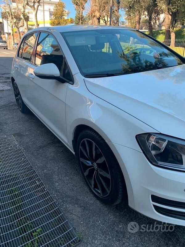 Usata VW Golf VII 90 CV (66 kW) 2014 Berlina