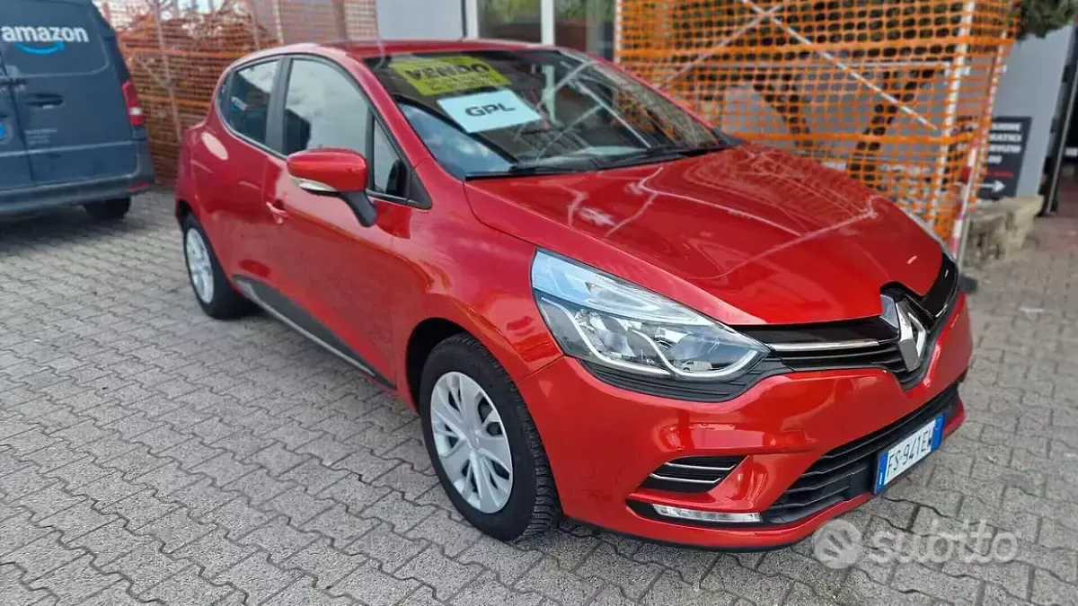 Usata Renault Clio IV 90 CV (66 kW) 2018 Rosso Berlina