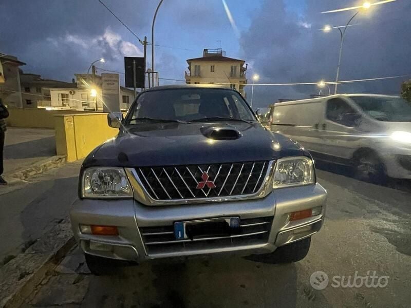 Usata 2002 Mitsubishi L200 Pick-up | 8600 € (Ottimo prezzo) - Immagine 1/4