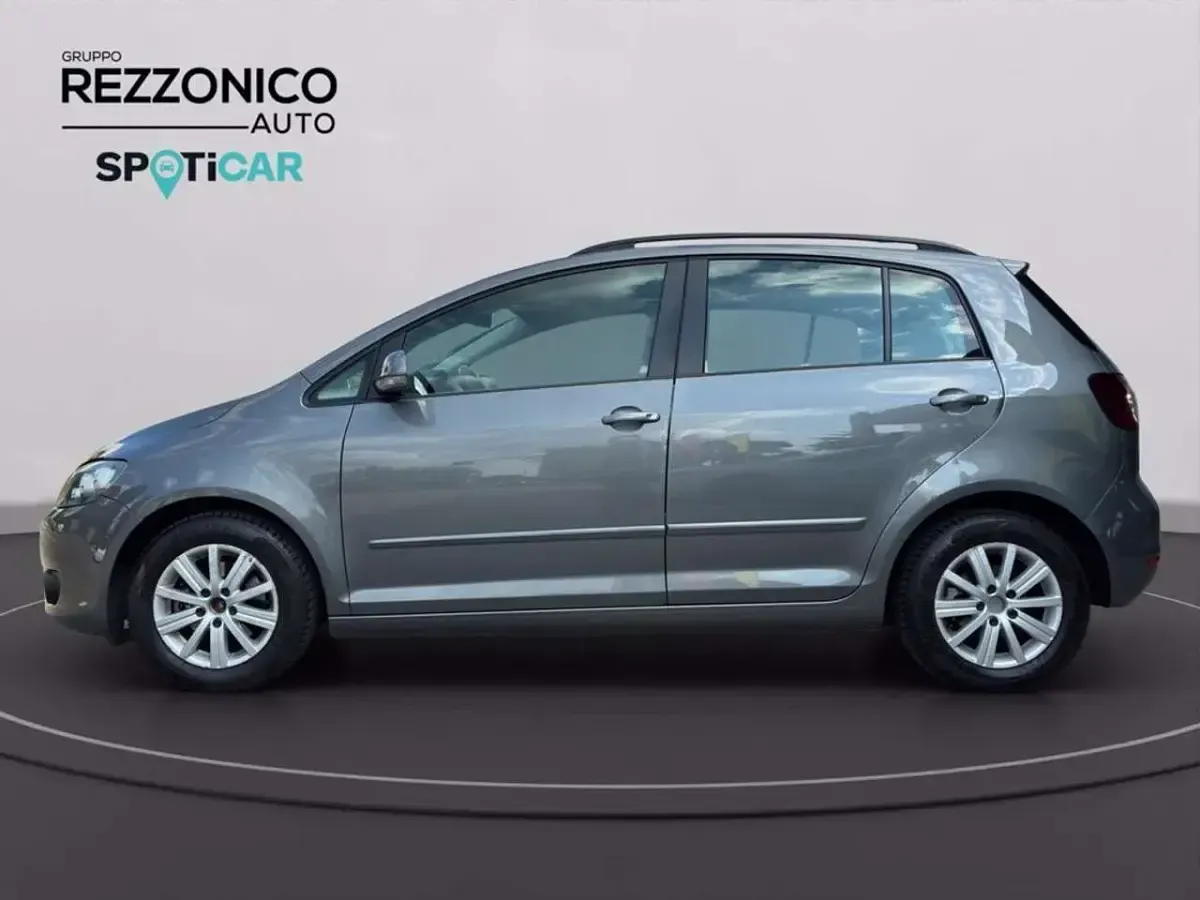 Usata VW Golf Plus Cross Comfortline 105 CV (77 kW) 2013 Grigio metallizzato Utilitaria