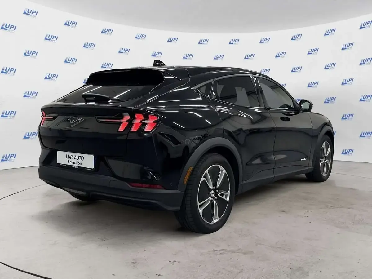 Usata Ford Mustang Mach-E Standard Range 197 kW (269 CV) 2024 Nero SUV