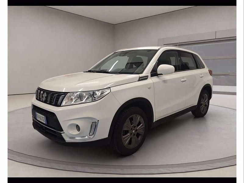 Usata Suzuki Vitara 111 CV (81 kW) 2019 Bianco frozen SUV