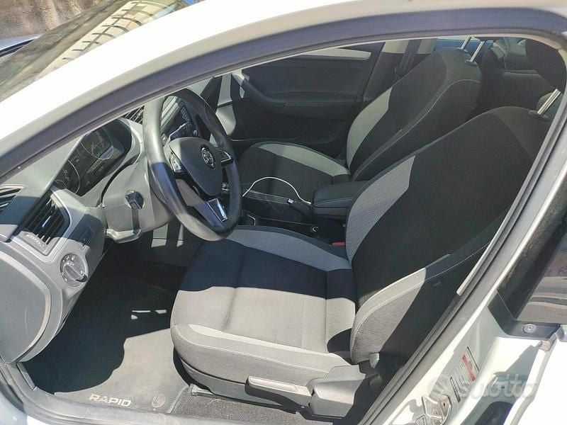 Usata Skoda Rapid 116 CV (85 kW) 2018 Bianco Berlina