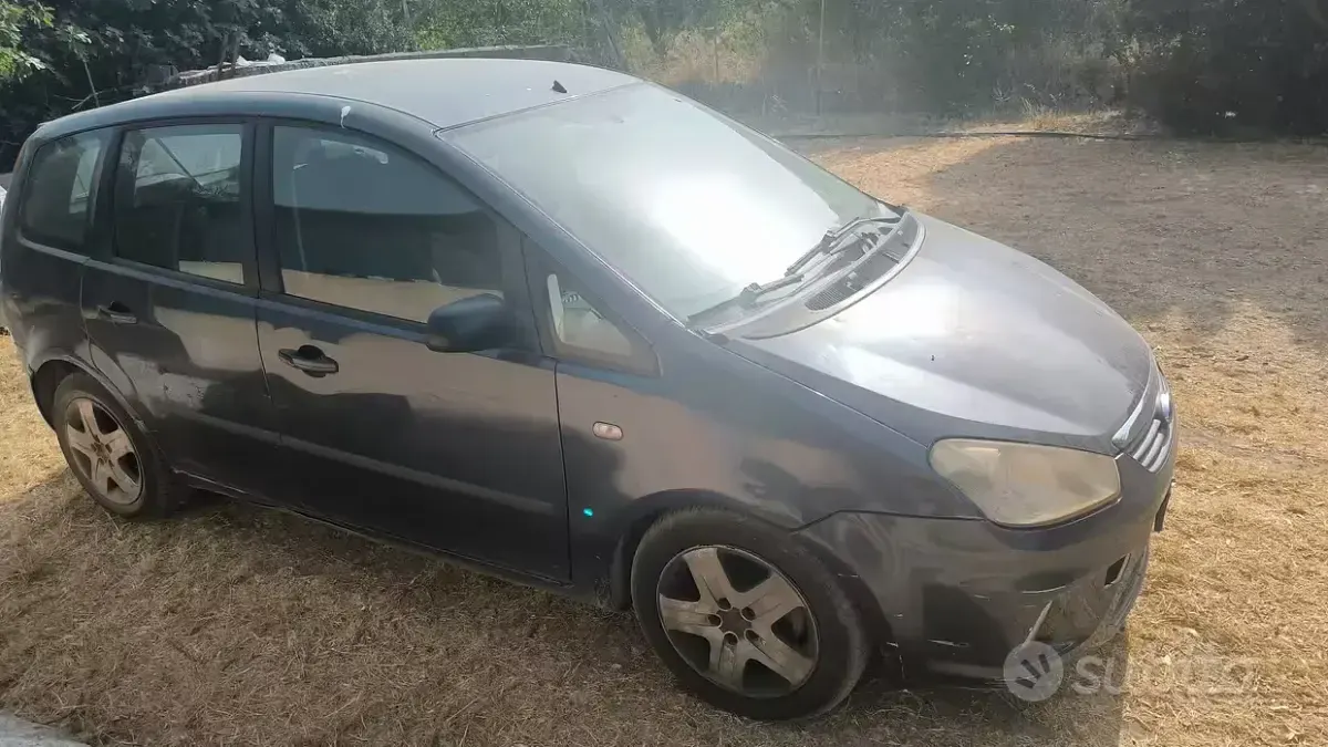 Usata Ford C-MAX 90 CV (66 kW) 2009 Grigio Monovolume