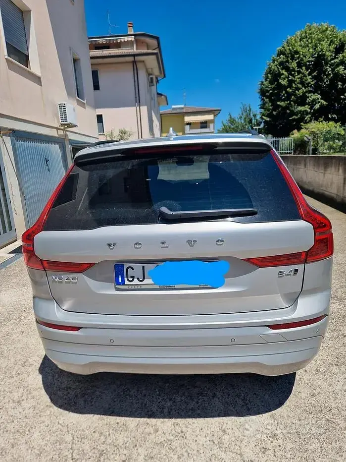 Usata Volvo XC60 197 CV (144 kW) 2022 Grigio SUV