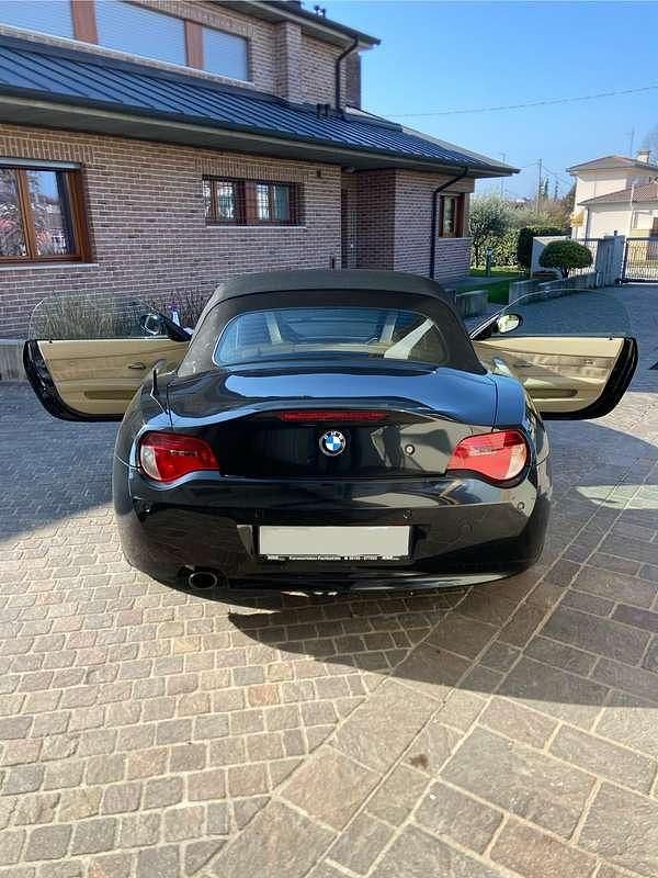 Usata BMW Z4 150 CV (110 kW) 2008 Nero Cabrio