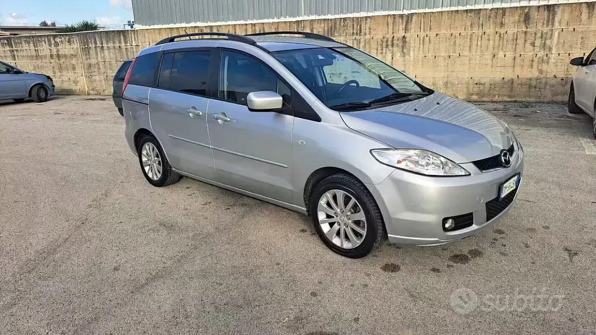Begagnad Mazda 5 Active 116 HK (85 kW) 2007 Grå Minibuss
