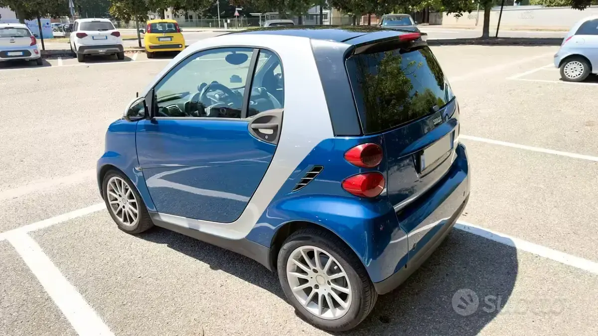Usata Smart ForTwo Coupé 71 CV (52 kW) 2007 Bluazzurro Coupé