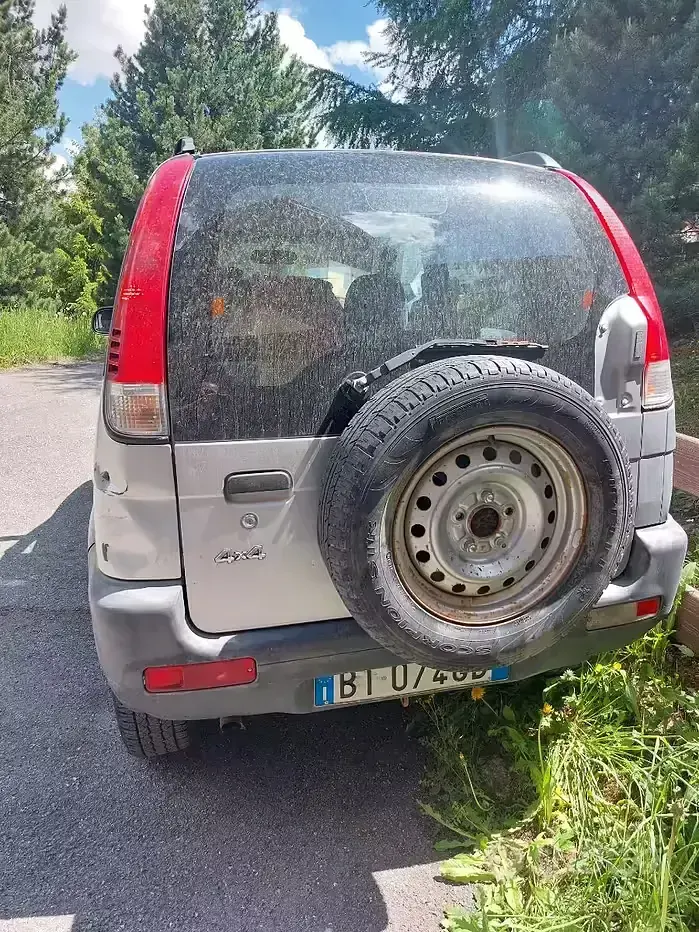 Usata Daihatsu Terios 86 CV (63 kW) 2001 SUV