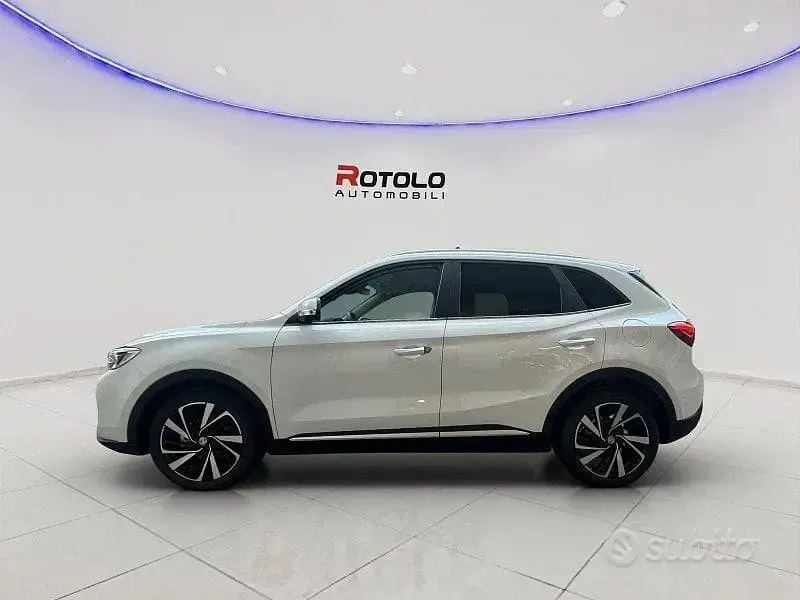 Nuova MG ZS Luxury 197 CV (144 kW) 2026 Bianco SUV