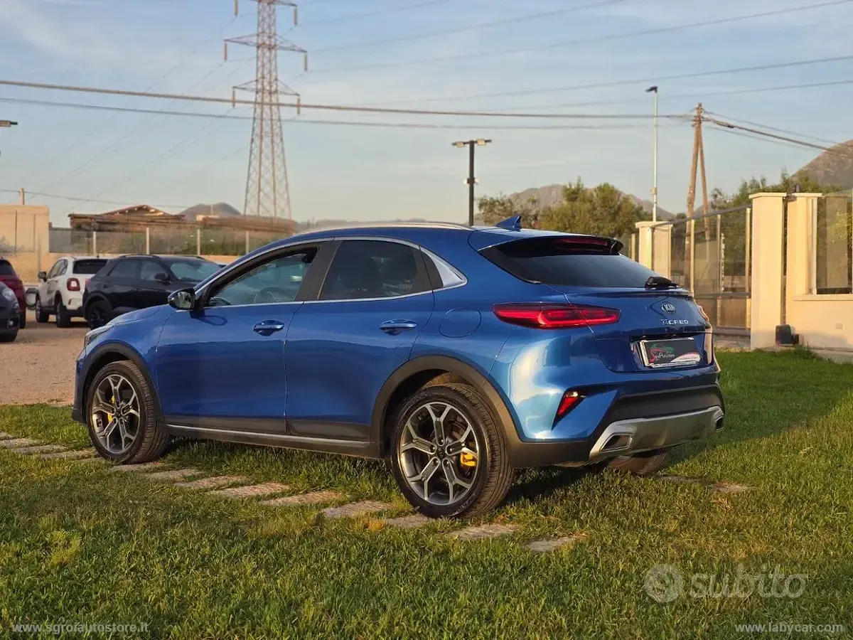 Usata Kia XCeed Style 136 CV (100 kW) 2021 Blu SUV