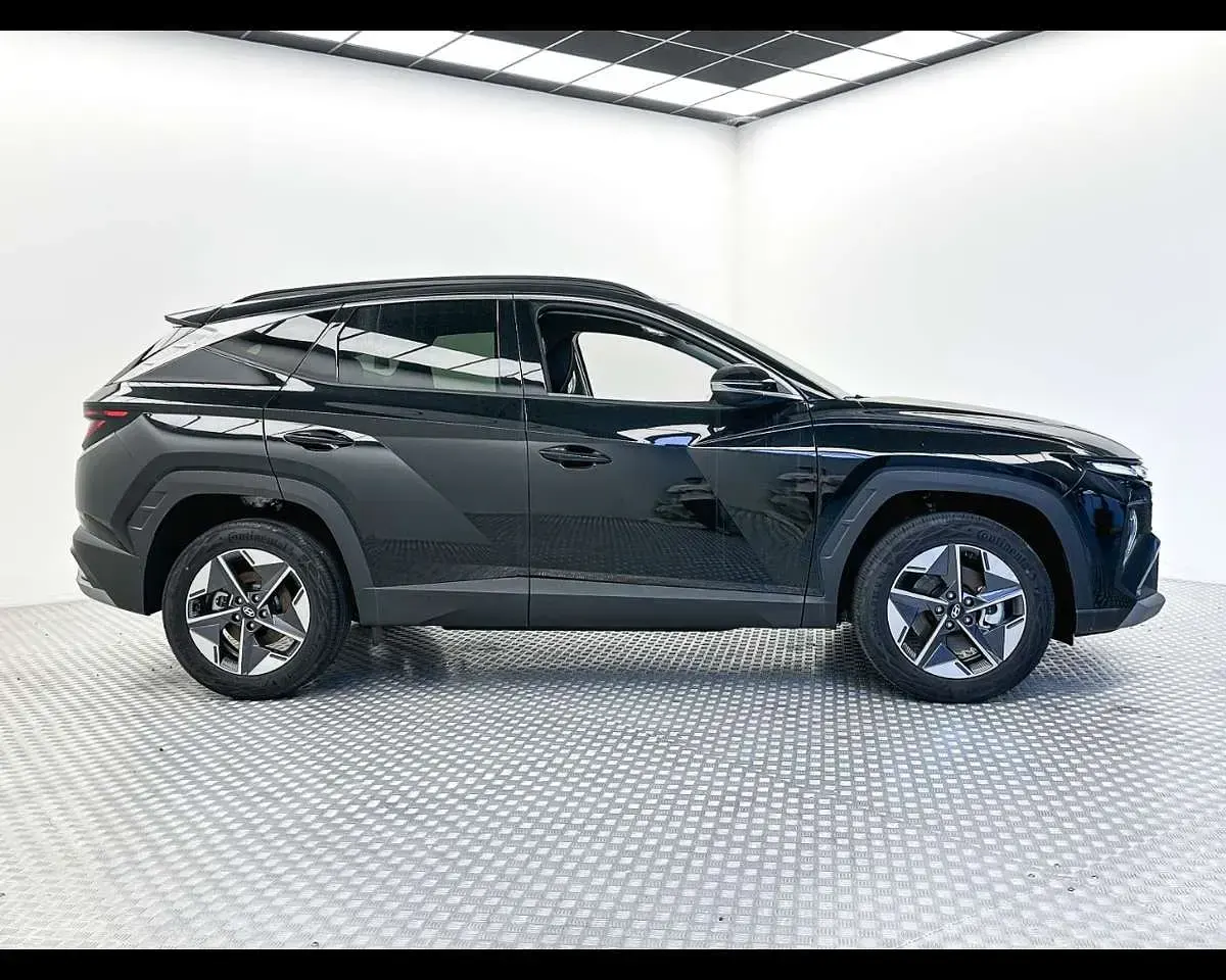 Nuova Hyundai Tucson 179 CV (131 kW) 2026 Abyss black pearl SUV
