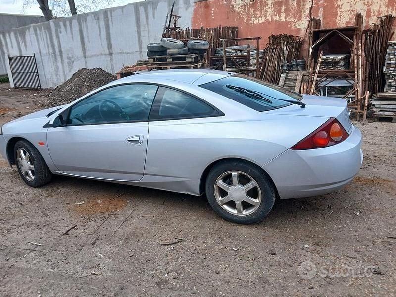 Begagnad Ford Cougar 1998 Grå Sportkupé