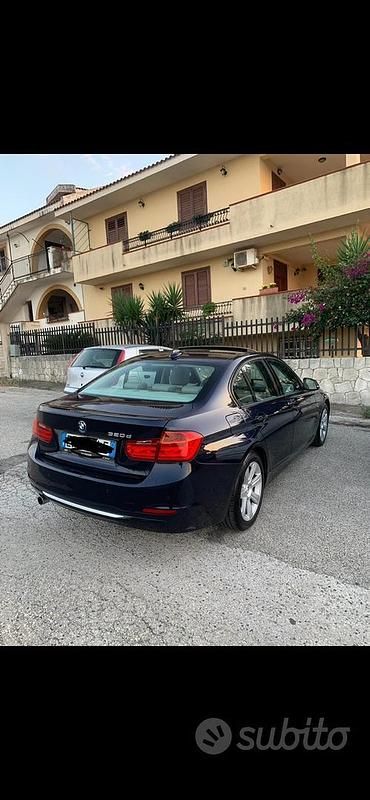 Usata BMW 320 184 CV (135 kW) 2013 Blu Berlina