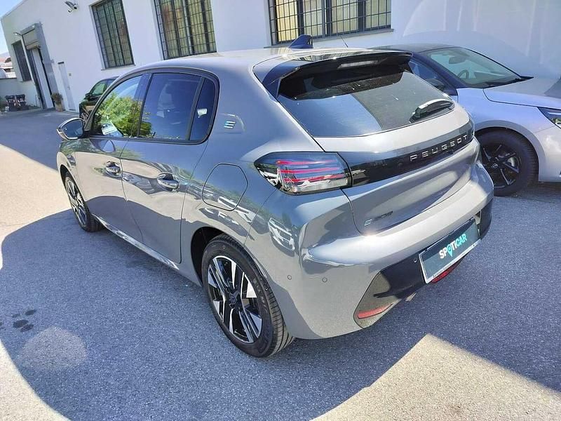 Ny Peugeot e-208 Allure 56 kW (77 HK) 2025 Grå Halvkombi