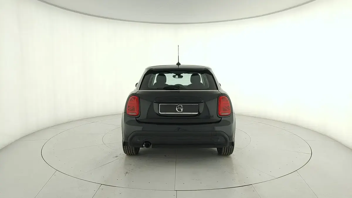 Usata Mini Cooper Essential 136 CV (100 kW) 2022 Nero Utilitaria