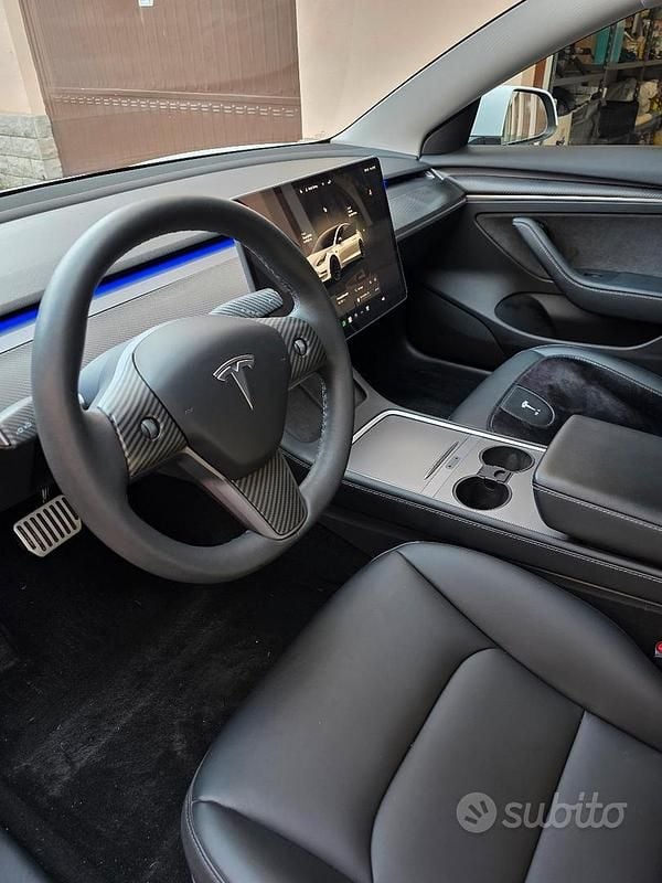 Usata Tesla Model 3 RWD 208 kW (283 CV) 2023 Berlina