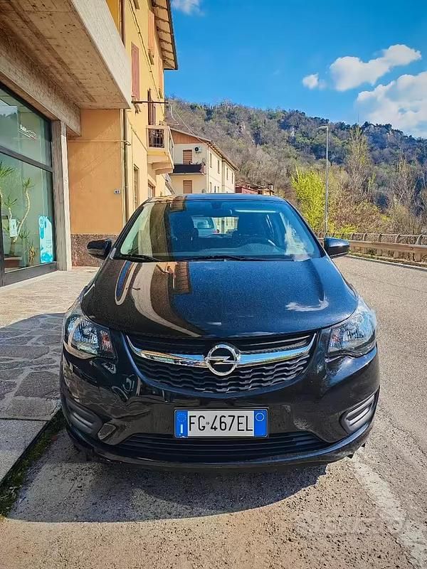 Usata Opel Karl 75 CV (55 kW) 2017 Nero Utilitaria