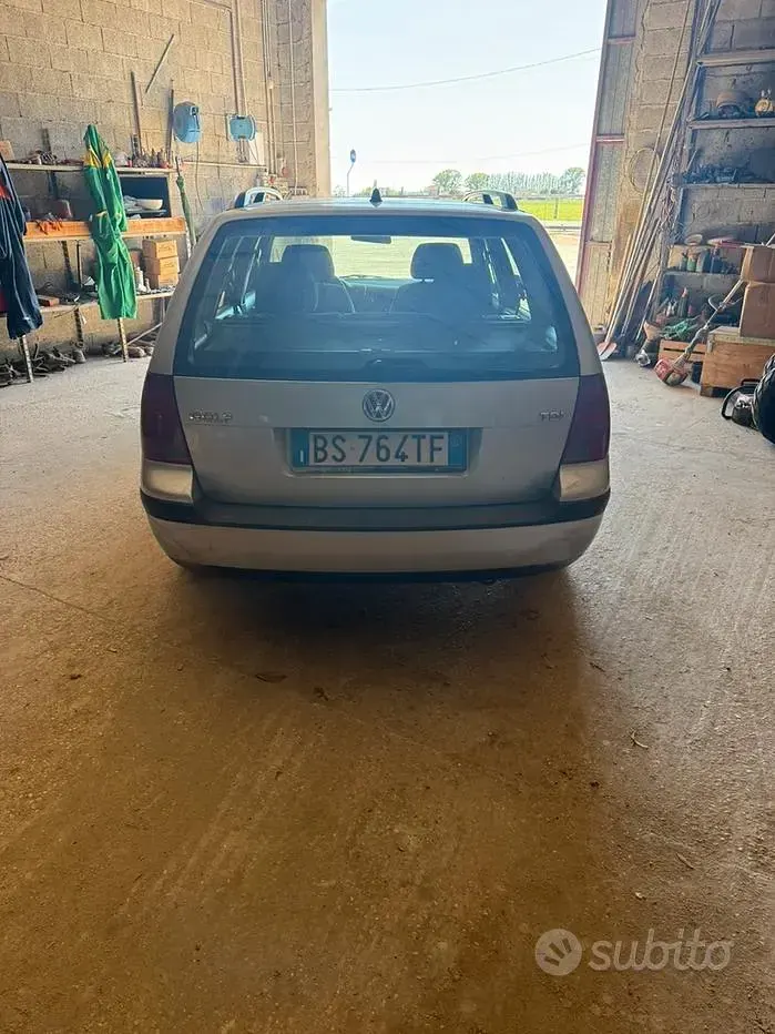 Usata VW Golf IV 101 CV (74 kW) 2001 Grigio Station wagon