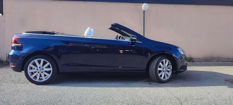 Usata VW Golf Cabriolet Highline 110 CV (80 kW) 2012 Blu/azzurro Cabrio