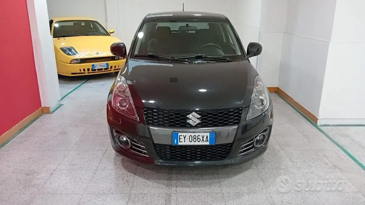 Usata Suzuki Swift 136 CV (100 kW) 2015 Nero Utilitaria