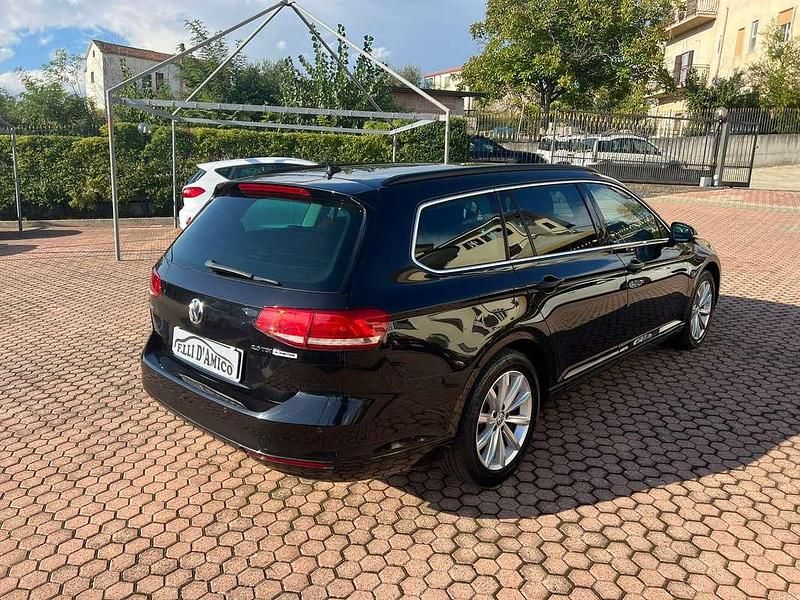 Usata VW Passat Highline 150 CV (110 kW) 2015 Station wagon