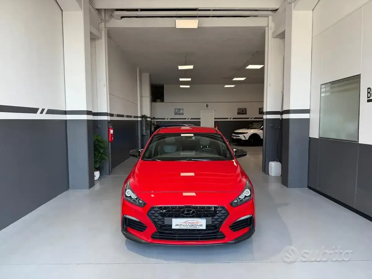 Usata Hyundai i30 N Performance 275 CV (202 kW) 2019 Rosso Berlina