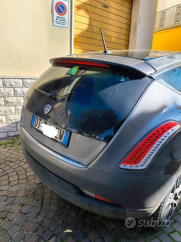 Usata Lancia Delta 2008 Marrone Utilitaria