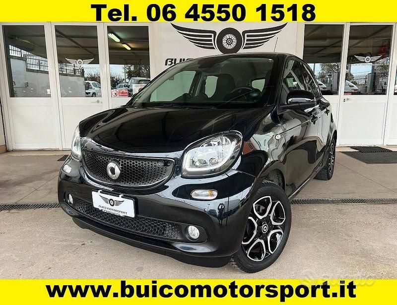 Usata Smart ForFour Prime 71 CV (52 kW) 2016 Nero Utilitaria