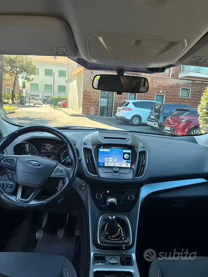 Usata Ford Kuga 120 CV (88 kW) 2019 Bianco SUV