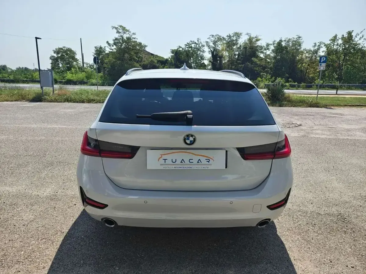 Usata BMW 320 Efficient Dynamics 190 CV (139 kW) 2019 Bianco Station wagon