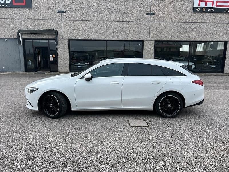 Usata Mercedes CLA220 Shooting Brake 190 CV (139 kW) 2022 Bianco Station wagon
