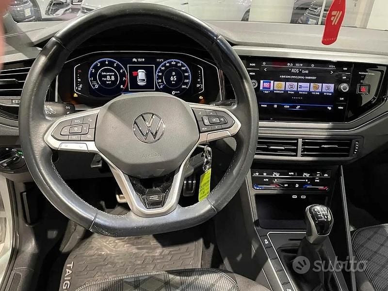 Usata VW Taigo R-line 110 CV (80 kW) 2022 Bianco SUV