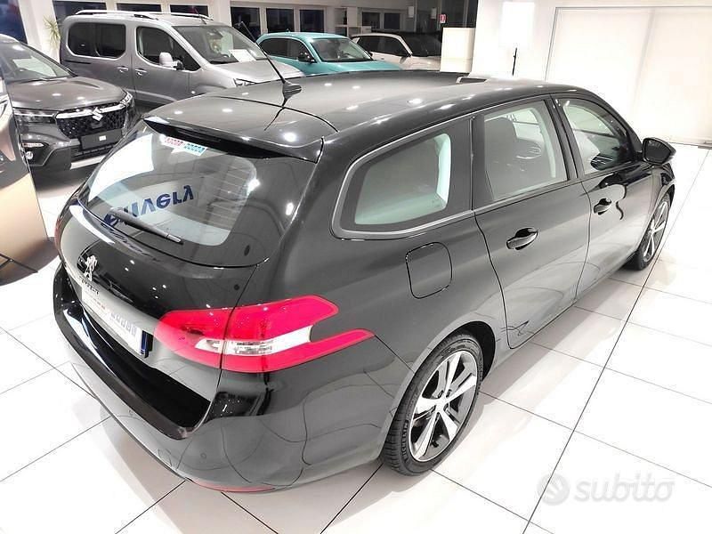 Usata Peugeot 308 S 131 CV (96 kW) 2020 Nero Station wagon