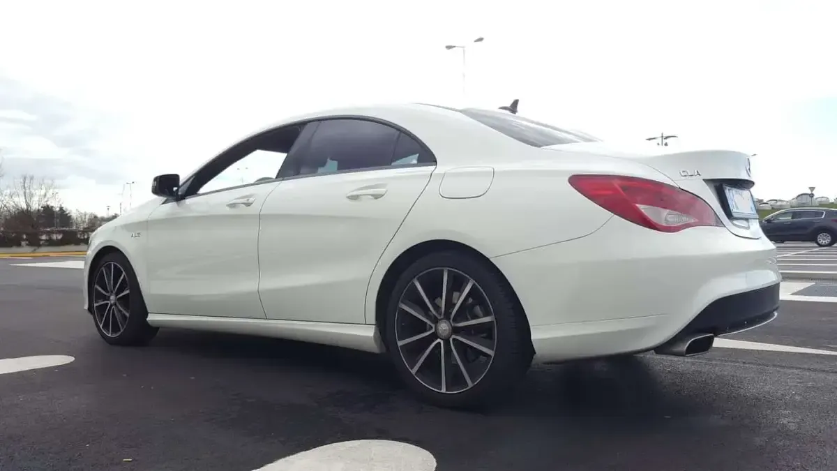 Usata Mercedes CLA180 122 CV (89 kW) 2015 Bianco Coupé