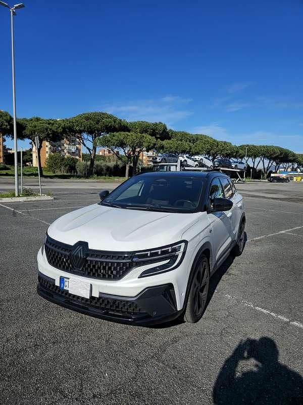 Usata Renault Austral Techno Esprit Alpine 131 CV (96 kW) 2024 Bianco SUV