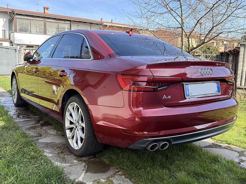 Usata Audi A4 Sport 190 CV (139 kW) 2017 Rosso Berlina