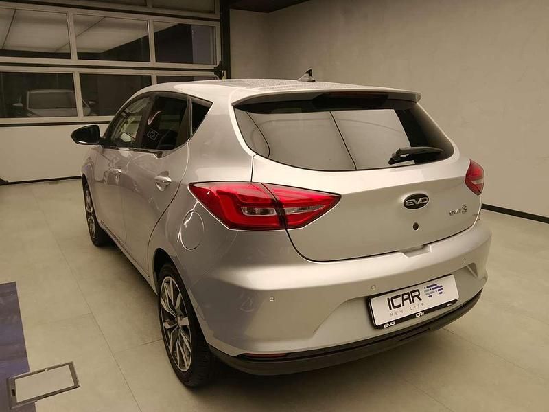 Usata EVO Evo 3 107 CV (78 kW) 2024 Argento SUV