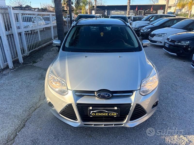 Usata Ford Focus Titanium 120 CV (88 kW) 2014 Grigio Station wagon