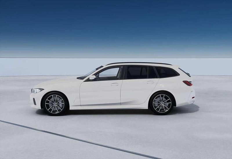 Nuova BMW 318 Comfort Edition 150 CV (110 kW) 2025 Alpin white Station wagon