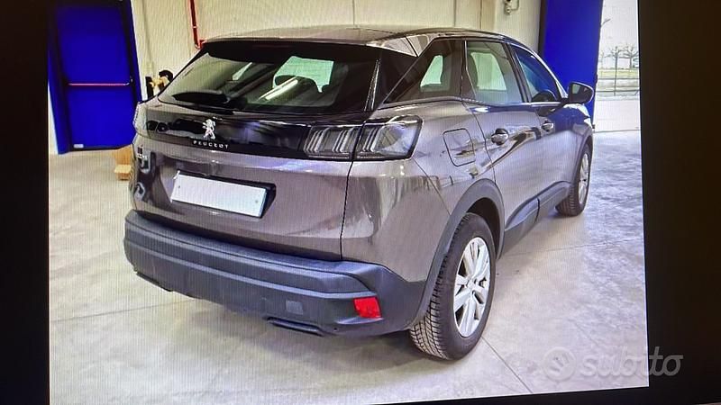 Usata Peugeot 3008 131 CV (96 kW) 2021 Grigio SUV
