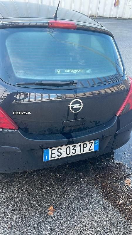 Usata Opel Corsa 2013 Nero Utilitaria