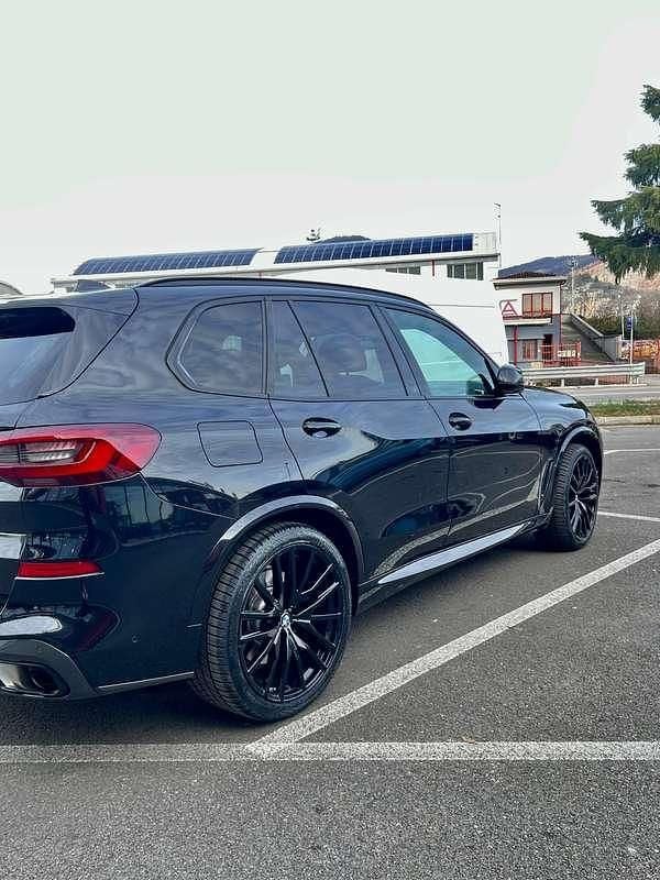 Usata BMW X5 M Sport 340 CV (250 kW) 2022 SUV