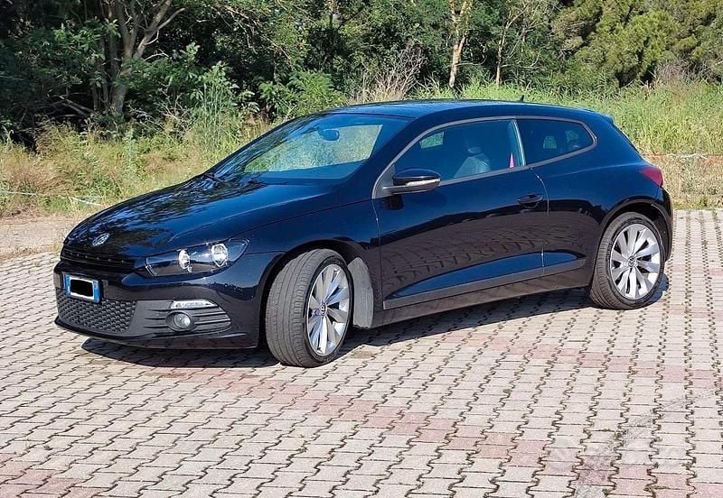 Begagnad VW Scirocco 160 HK (117 kW) 2010 Svart Sportkupé