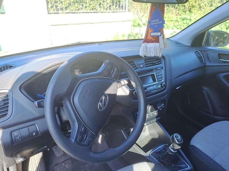 Usata Hyundai i20 Classic 95 CV (69 kW) 2017 Nero Berlina