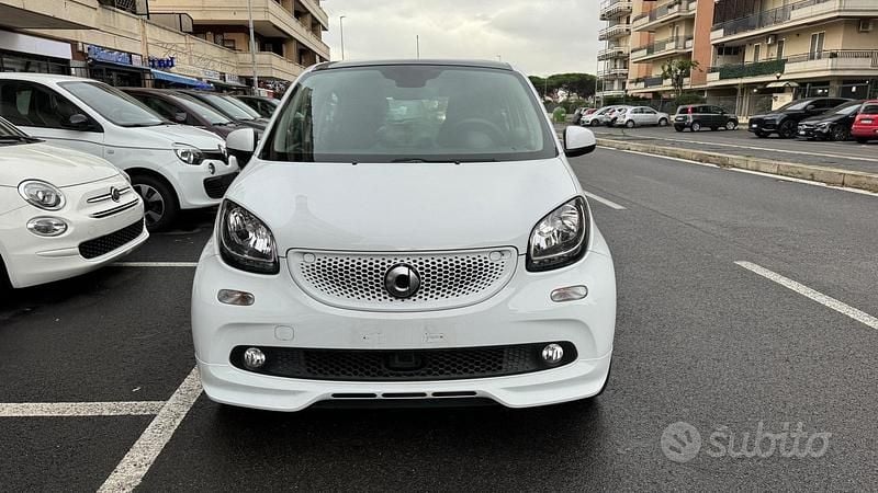 Usata Smart ForFour Passion 90 CV (66 kW) 2019 Bianco Utilitaria
