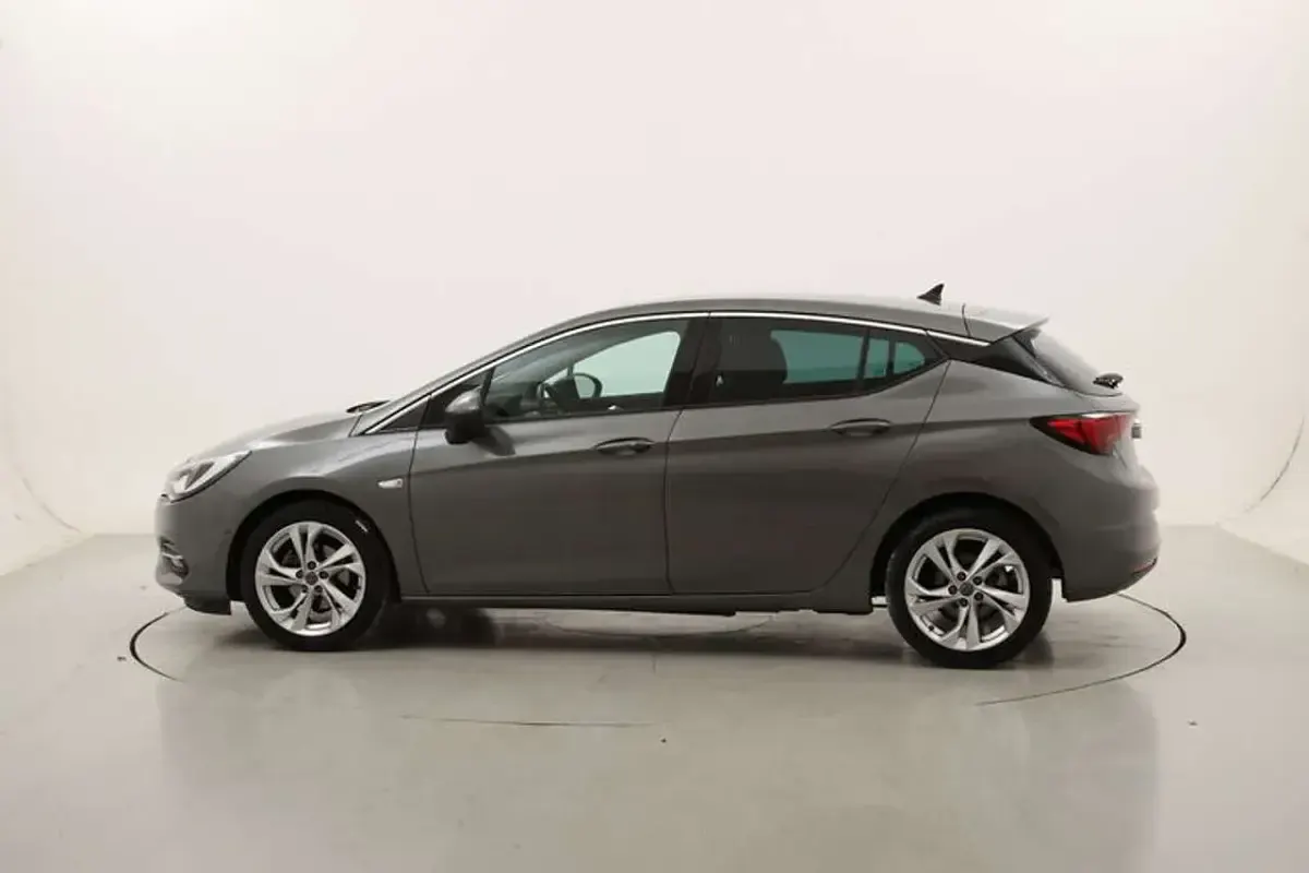 Usata Opel Astra Business Elegance 131 CV (96 kW) 2020 Grigio Berlina