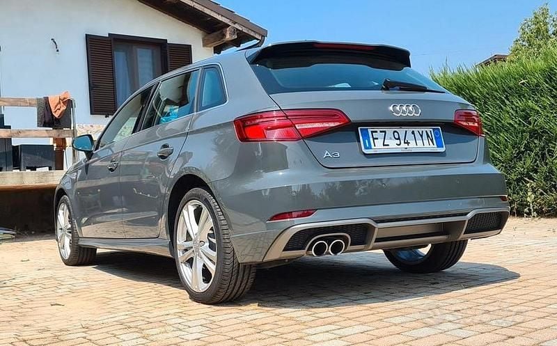 Usata Audi A3 Admired 150 CV (110 kW) 2020 Grigio Berlina