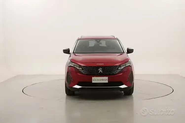 Usata Peugeot 5008 Allure 131 CV (96 kW) 2022 Rosso SUV