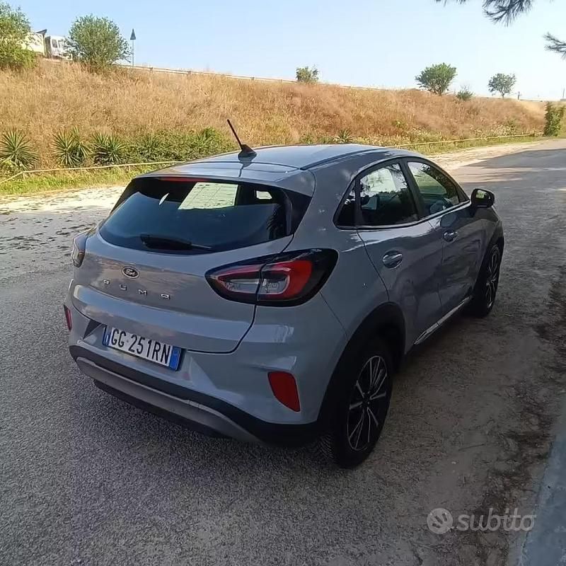 Usata Ford Puma Titanium X 120 CV (88 kW) 2021 Grigio SUV